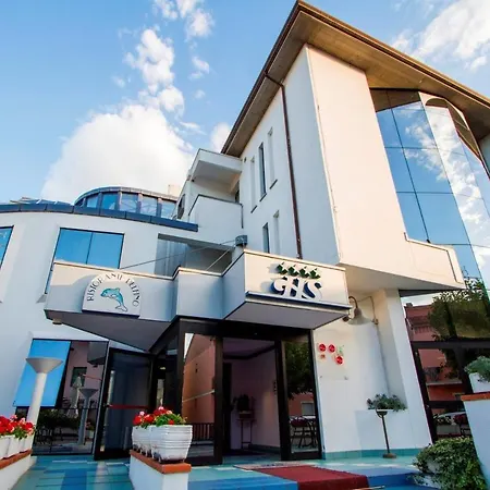 Sirena - Hotel 4*