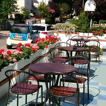 Sirena - Hotel 4*